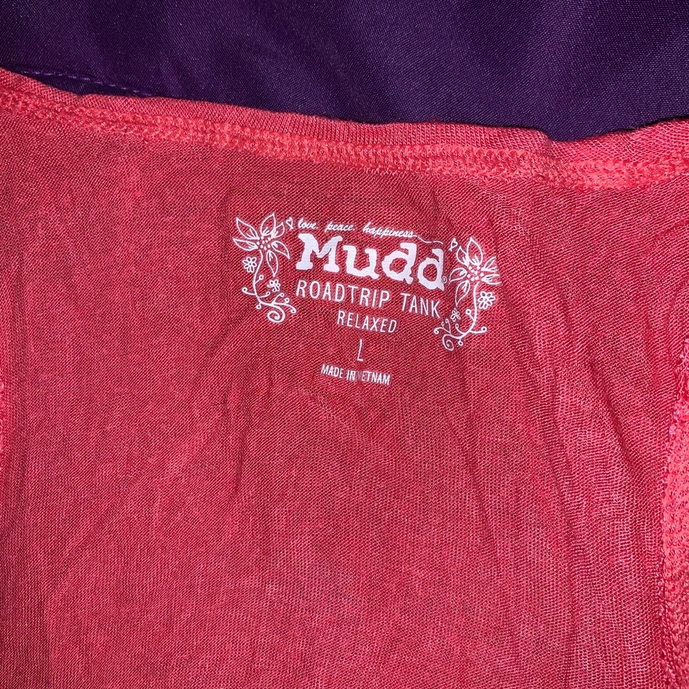 Tanktop - Picture 2 of 2